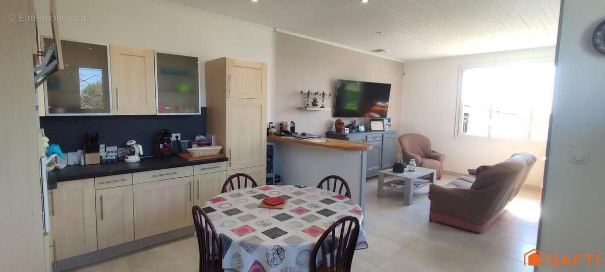 Photo 2 - Maison à FONTAINE-CHALENDRAY