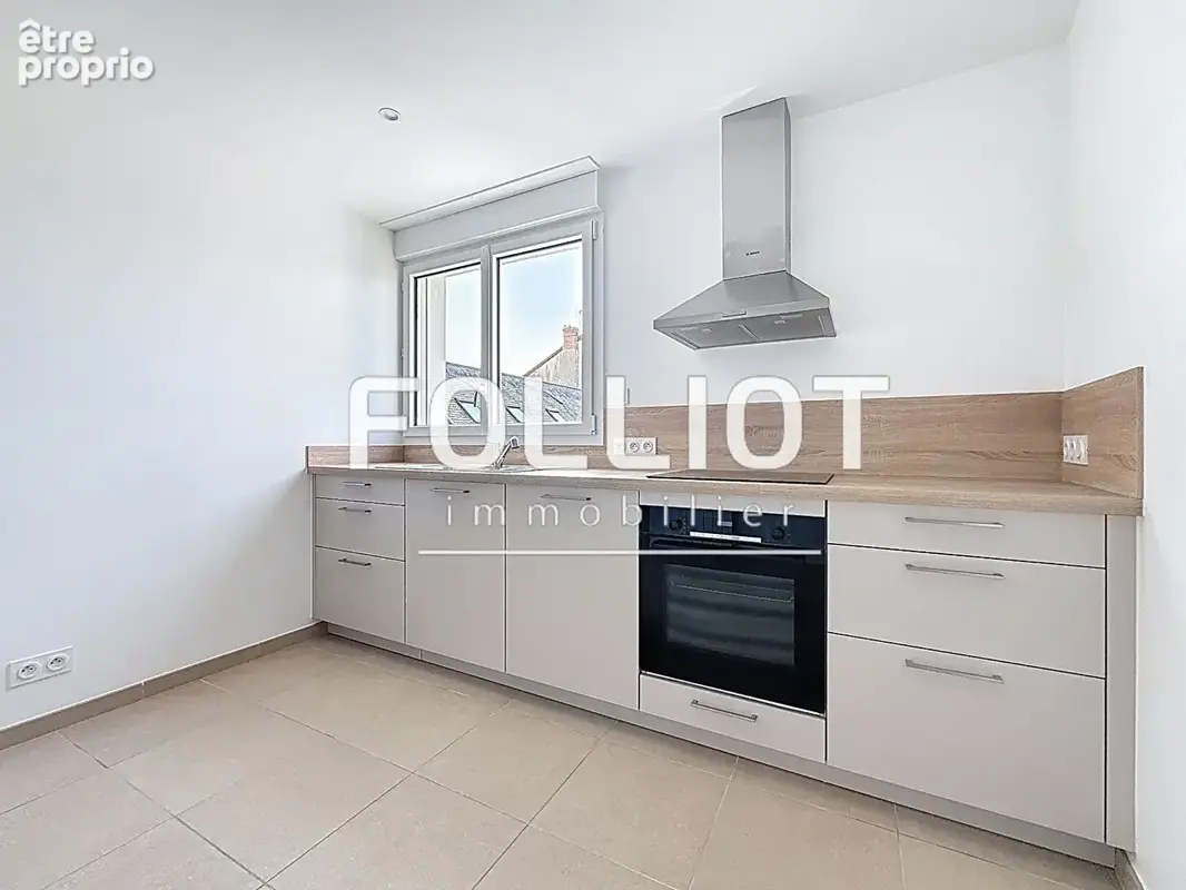 A vendre au coeur de CARTERET Appartement 3 pièces avec combles aménageables - photo 9