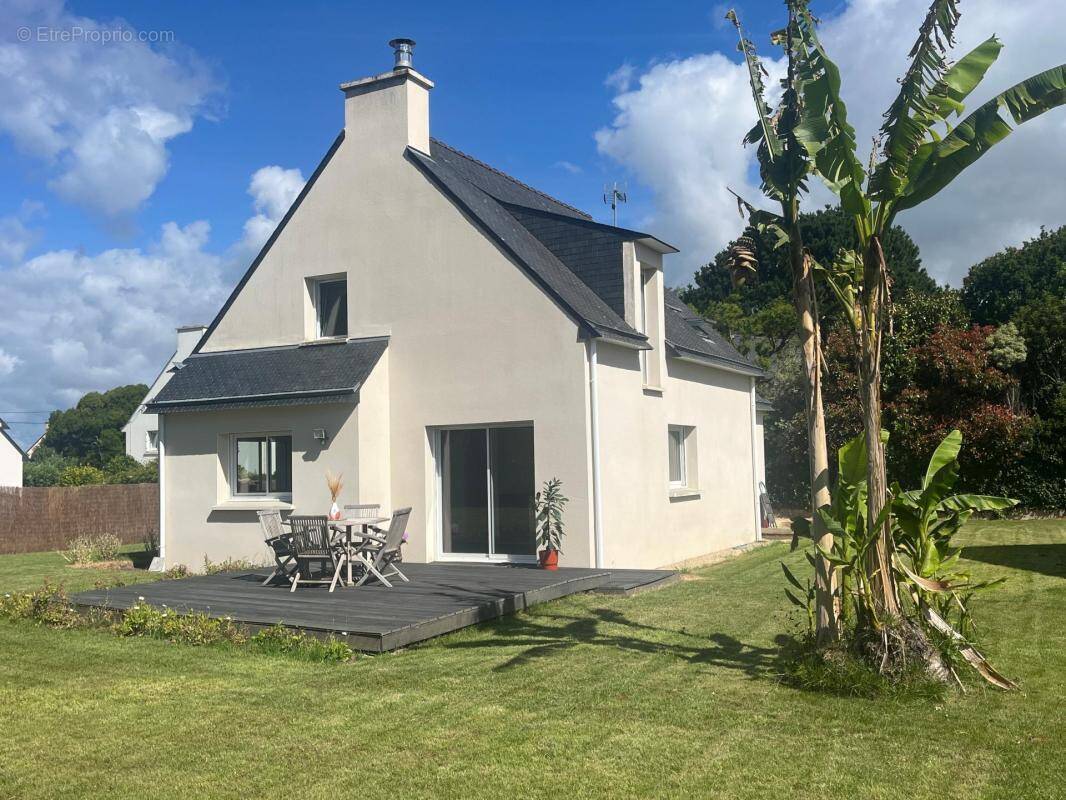 Maison à LARMOR-BADEN