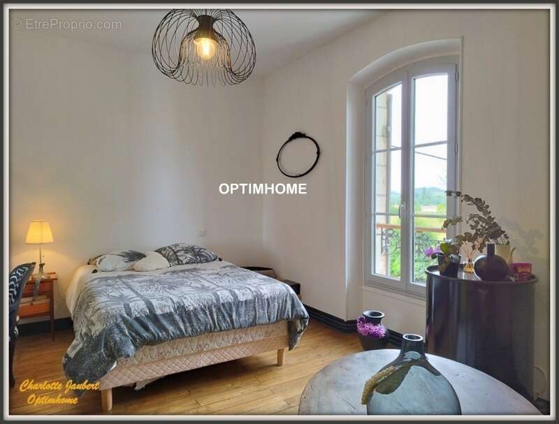 Maison à AUBETERRE-SUR-DRONNE