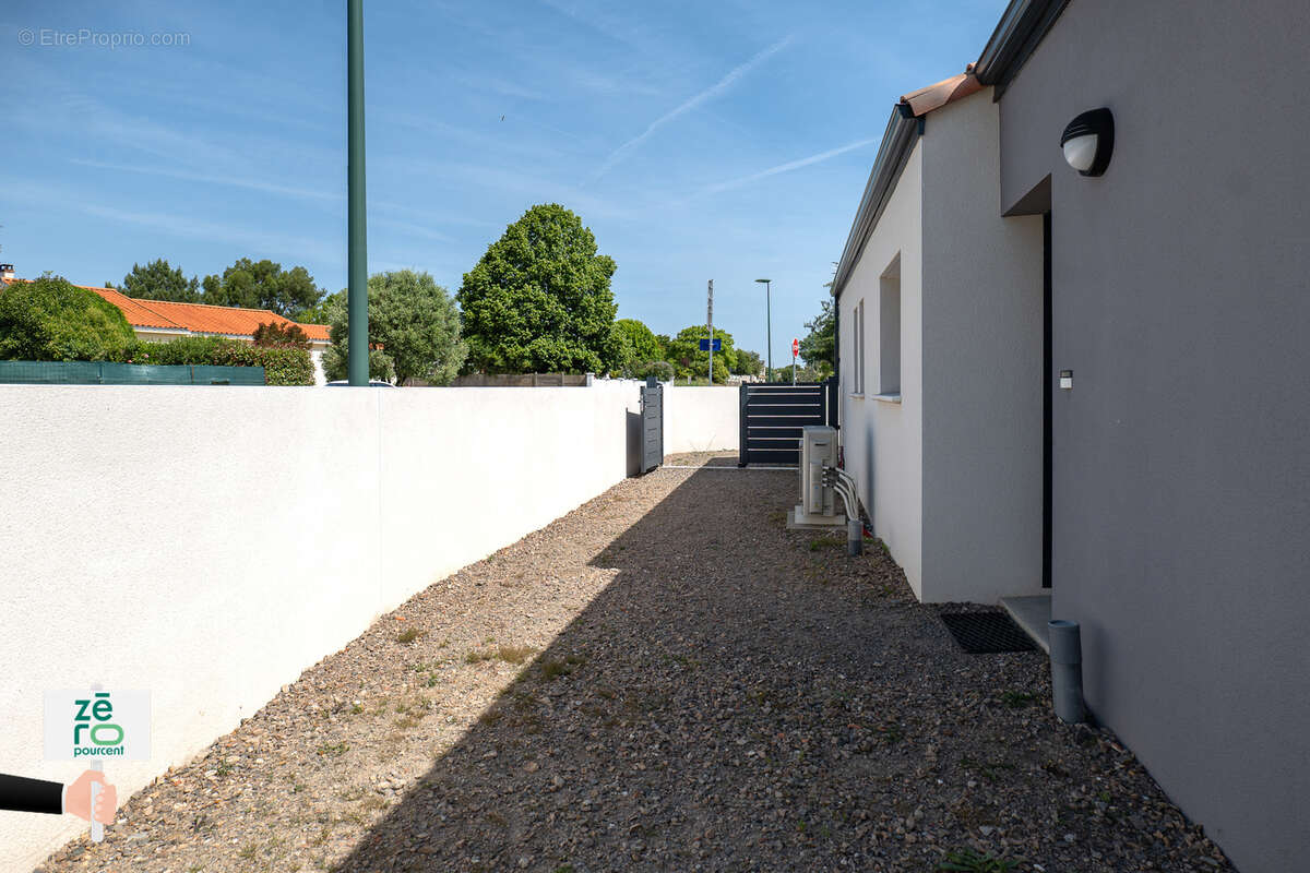 Maison à ANGLES