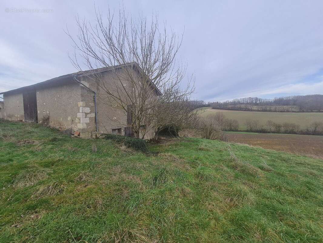Maison à POUY-ROQUELAURE