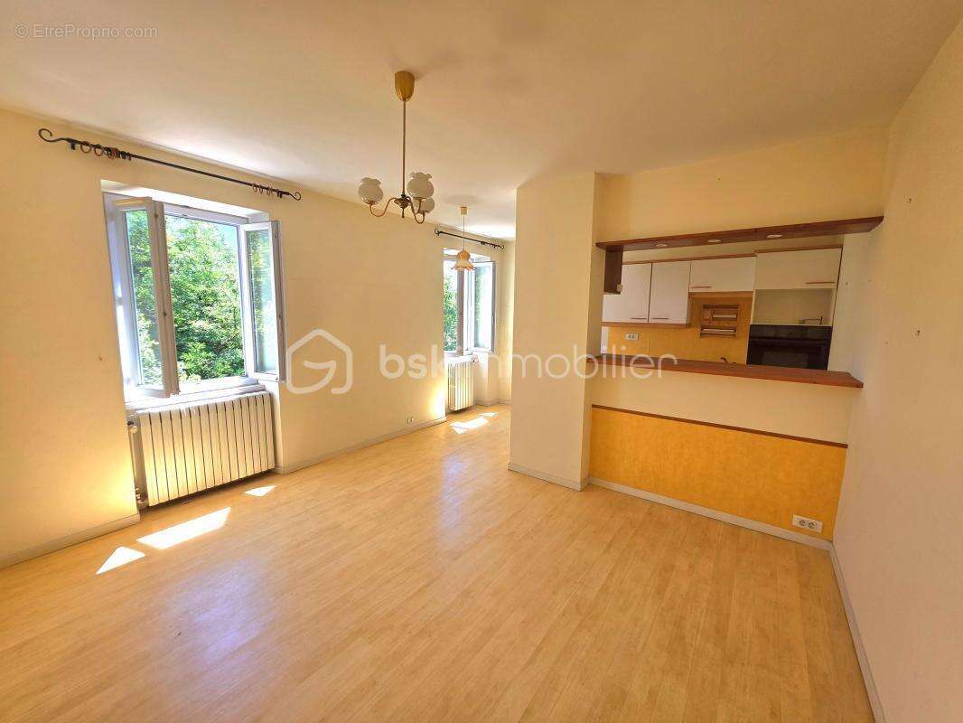 Maison à PIERRELATTE