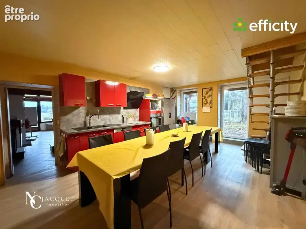 Maison 11 pièces 334 m² à vendre à Les Abrets (38490) - photo 7