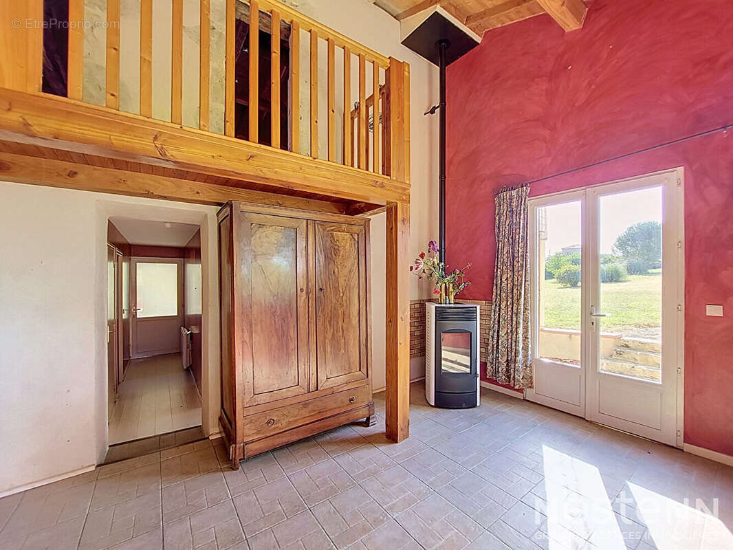 Maison à CASTERA-VERDUZAN