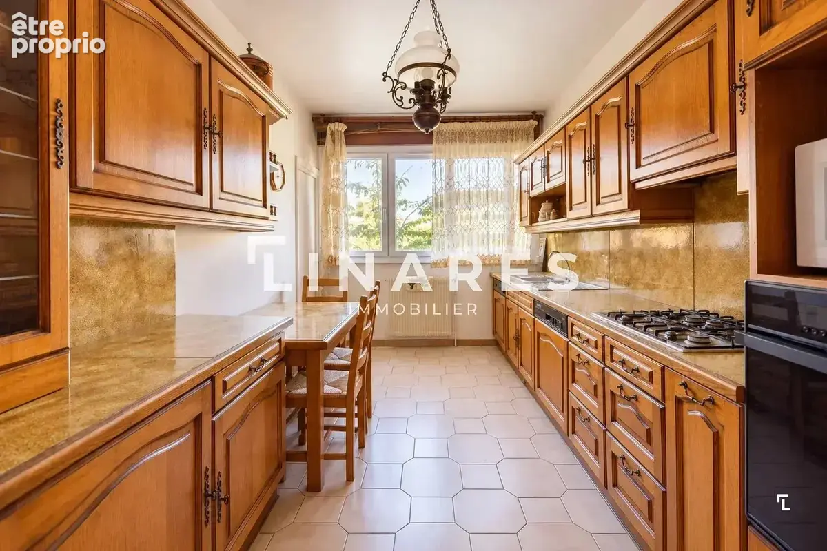 LE TAMARIS - Appartement T4 de 130 m2 - Terrasse - Garage -13100 AIX - photo 6