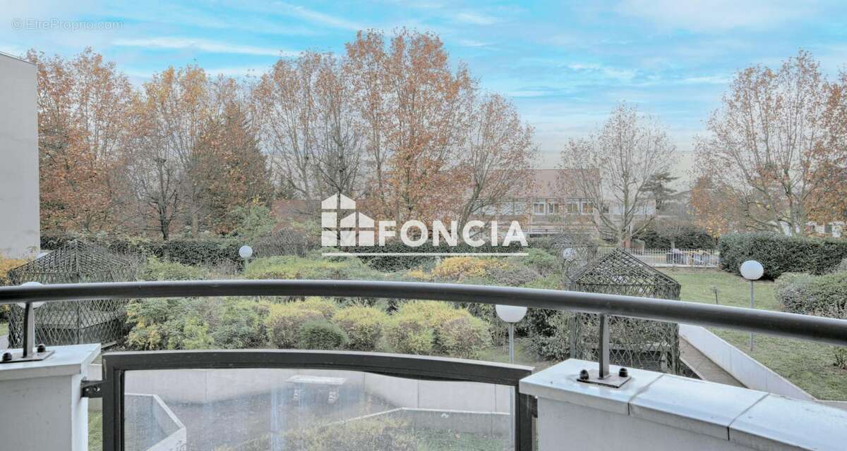 Appartement à BONNEUIL-SUR-MARNE