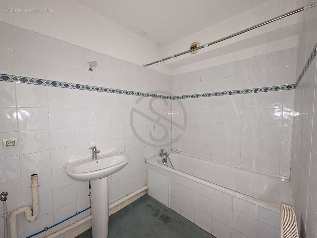 Appartement La Cote Saint Andre 3 pièces de 54 m2 - photo 7