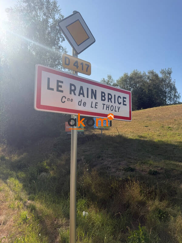 Terrain à LE THOLY