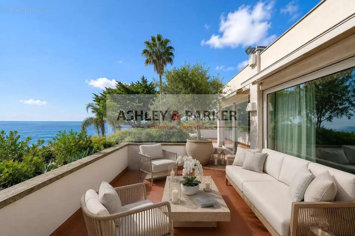 Maison à ROQUEBRUNE-CAP-MARTIN