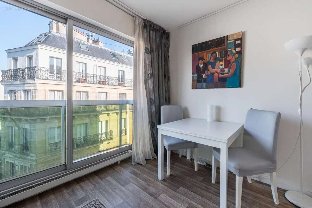 Porte maillot / debarcadere - studio 28m². vue dégagée ! - photo 2