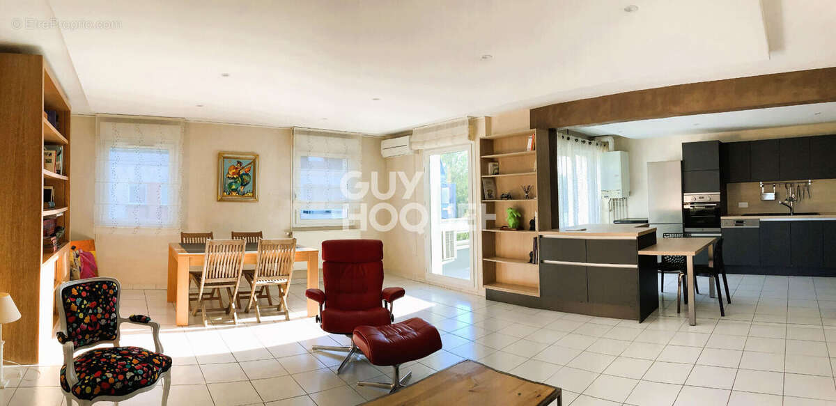 Appartement à SCY-CHAZELLES