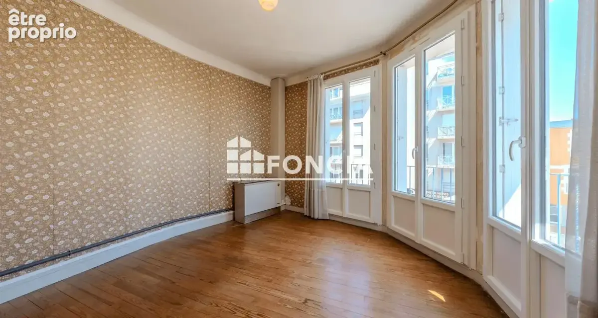 Appartement t5 avec grand garage quartier st martin / glasgow - photo 4