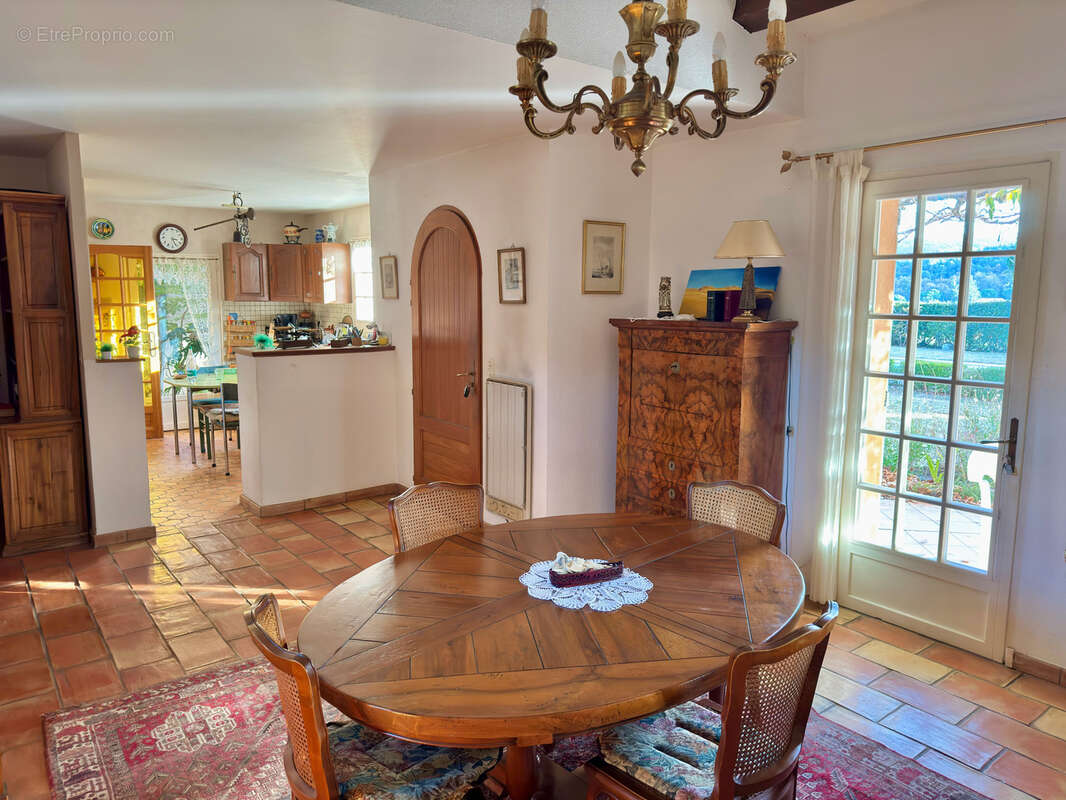 Maison à VAISON-LA-ROMAINE