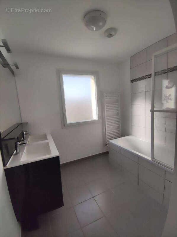 Maison à MIGNALOUX-BEAUVOIR