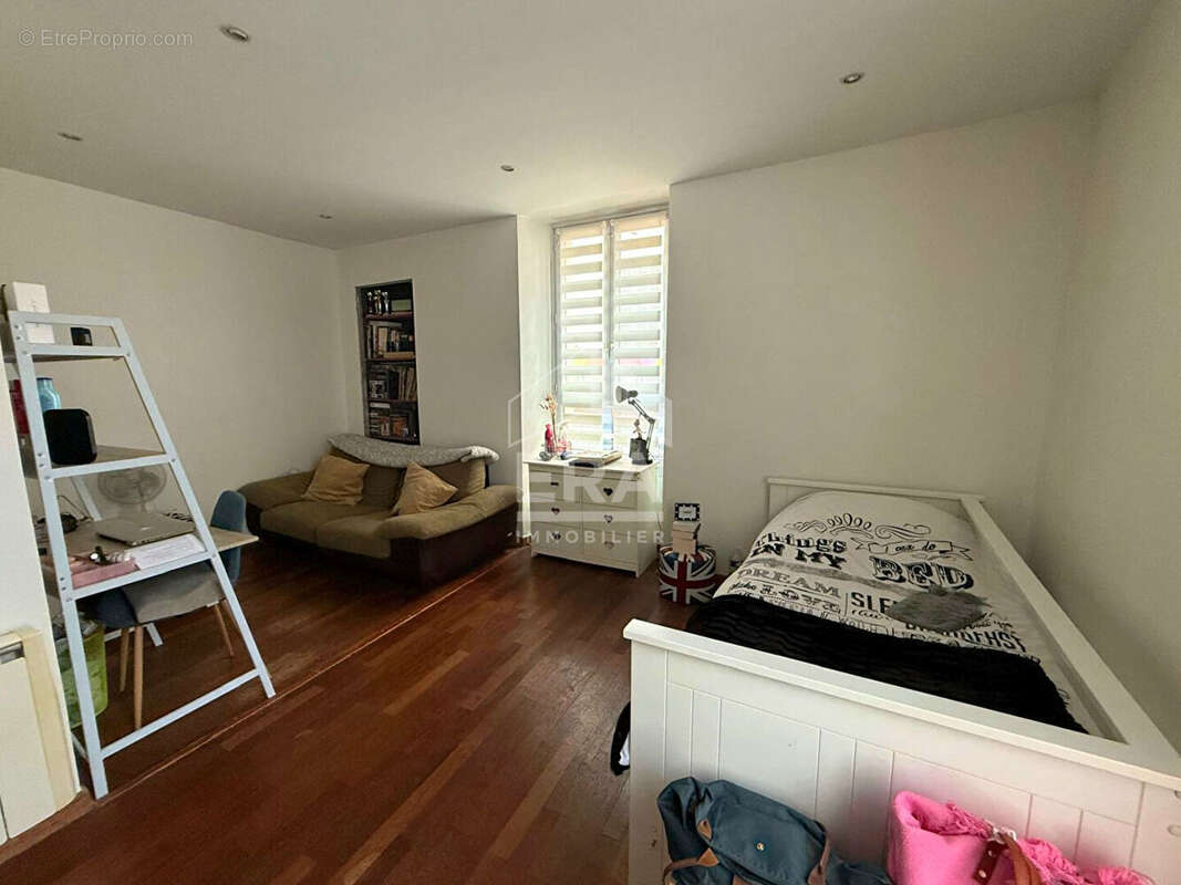 Appartement à VILLENEUVE-LOUBET