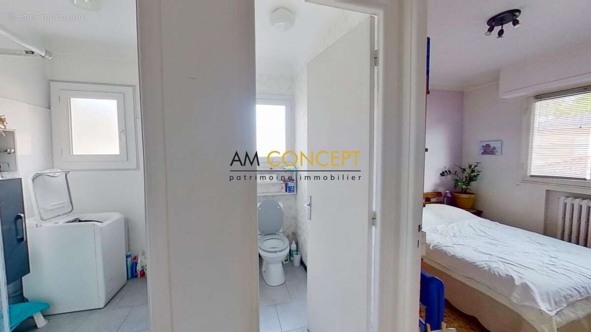 Appartement à CONTES