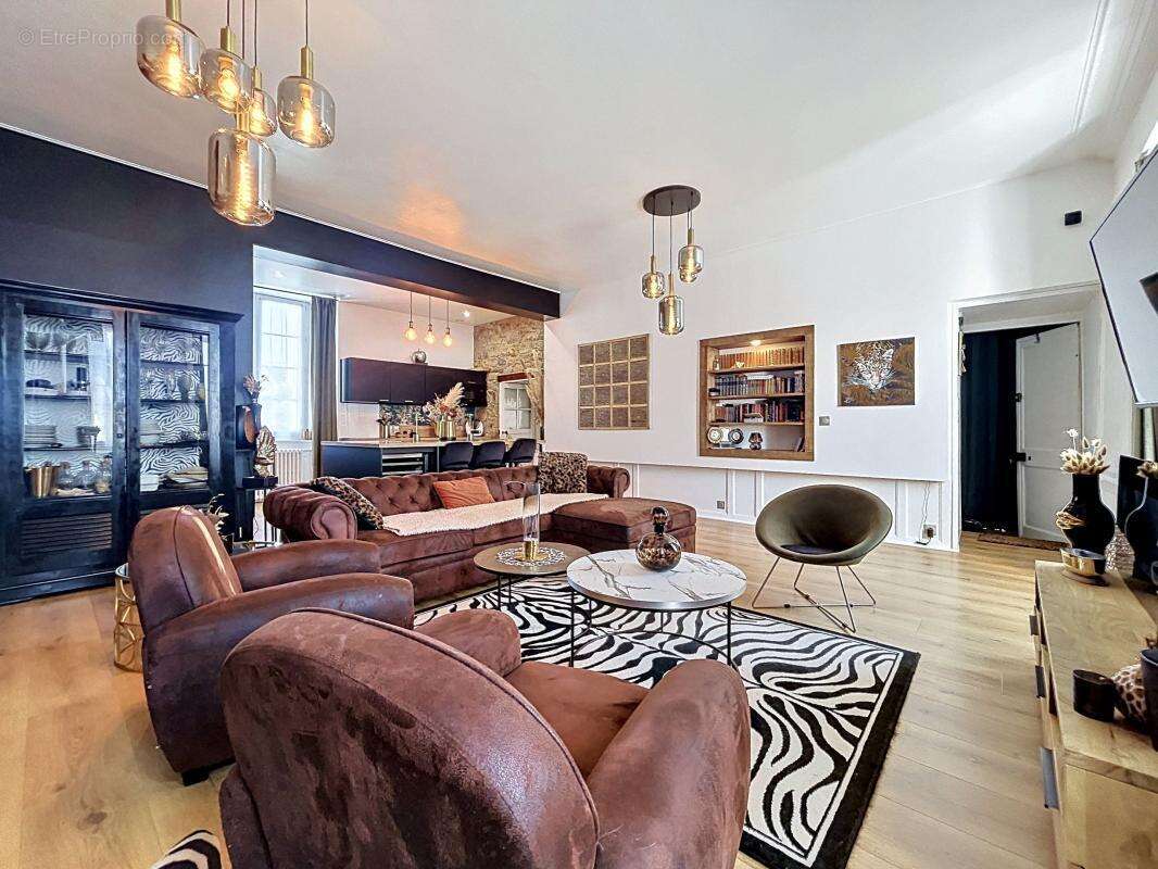 Appartement à QUIMPERLE