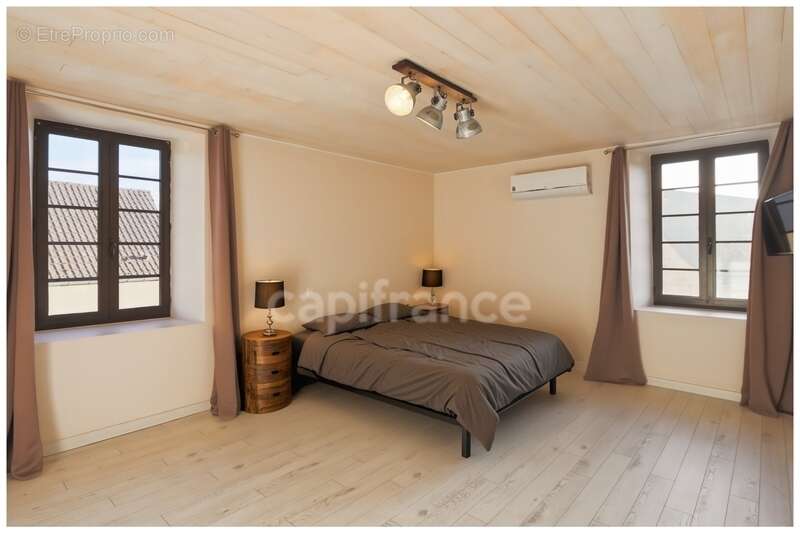 Maison de bourg avec piscine et jacuzzi – Saint-Martial-de-Nabirat (24250) - photo 8