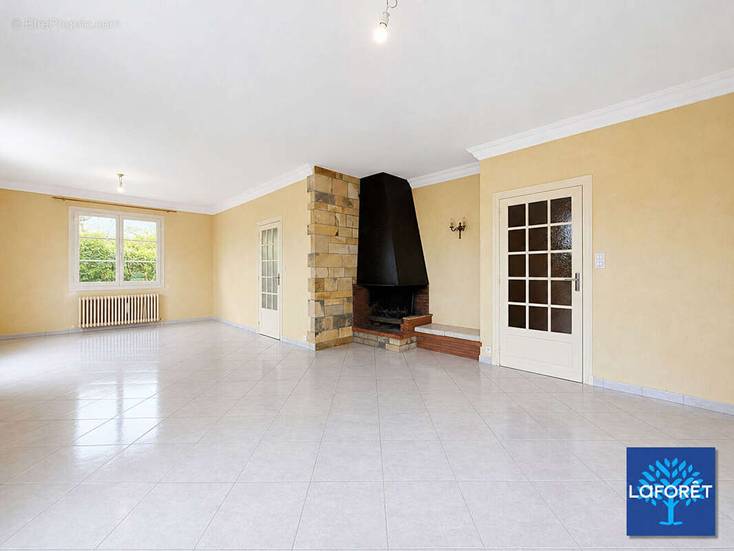 HUISSEAU-SUR-COSSON - Maison familiale de 148 m² avec piscine - photo 15