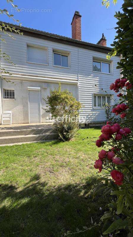 Maison à LOUVECIENNES