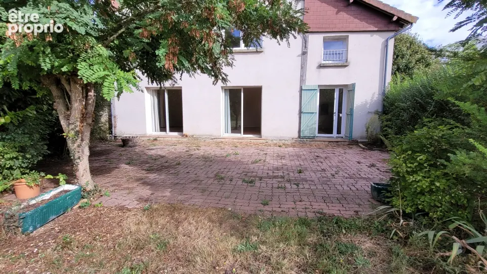 Ensemble immobilier : maison  6 pièces 170 m² habitables+dépendance 120m² sur terrain 4425m² - photo 2