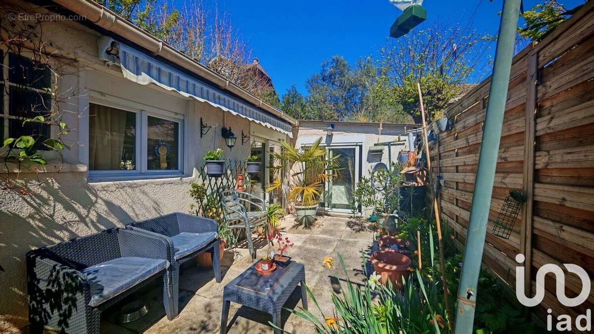 Photo 2 - Maison à YERRES