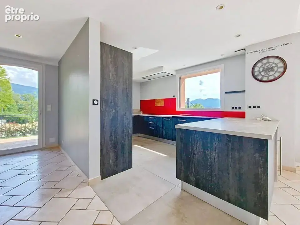 Maison ind 5 chambres terrain 1200 m2  - parking - garage possible - calme - vue panoramique montagne - photo 9