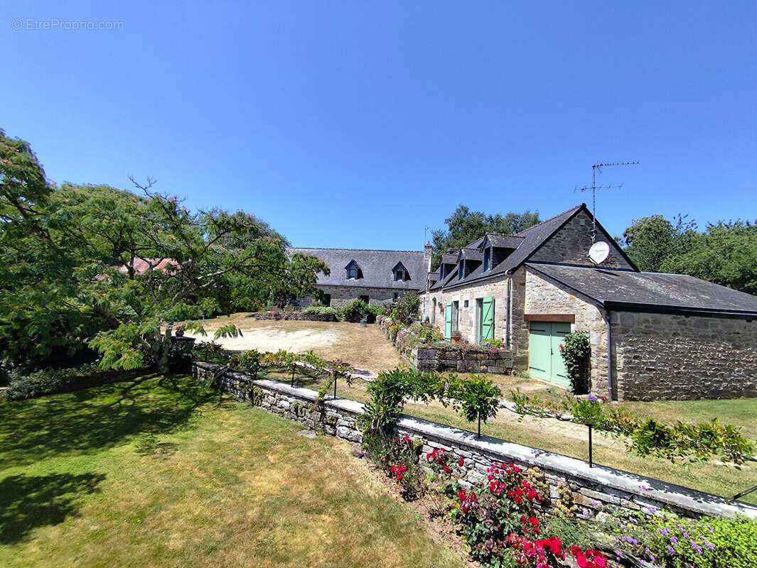 Maison à PLOMELIN