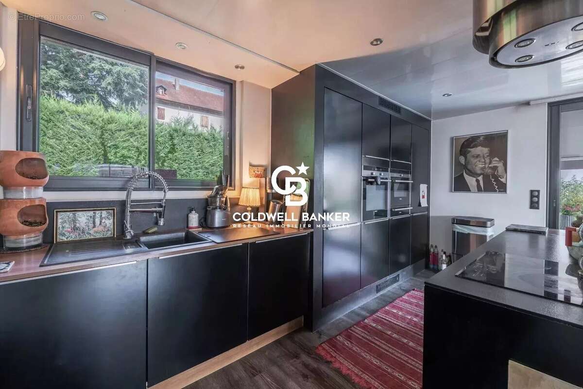 Maison à VETRAZ-MONTHOUX