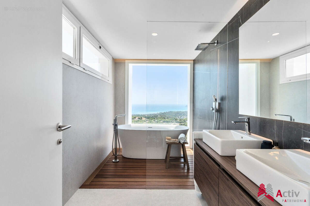 Appartement à BAYET