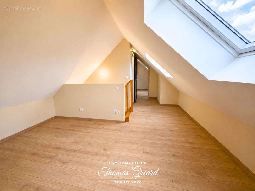 Maison en pierre rénovée avec 2 chambres, jardin et vie de plain-pied à Ouzouer-le-Doyen - 15 minutes de Châteaudun - photo 7