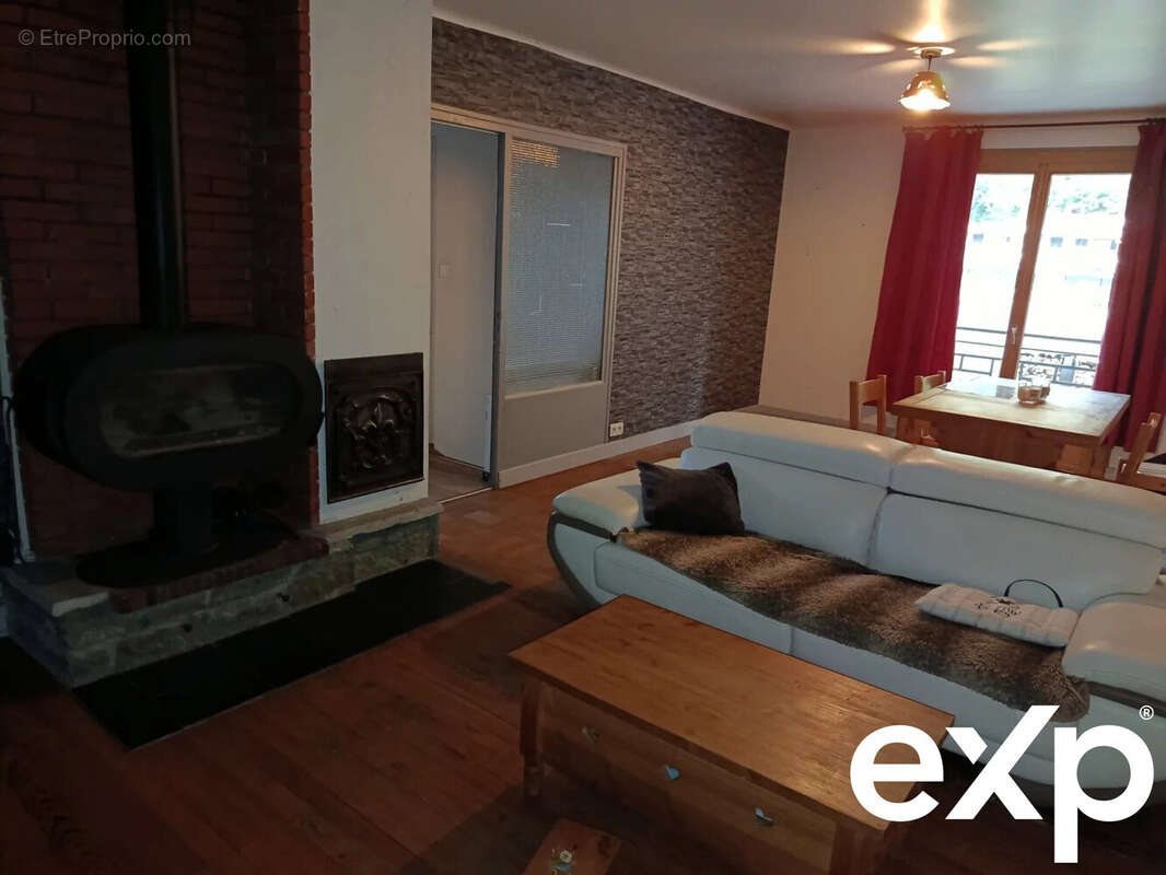 Maison à SAINT-MARCEL