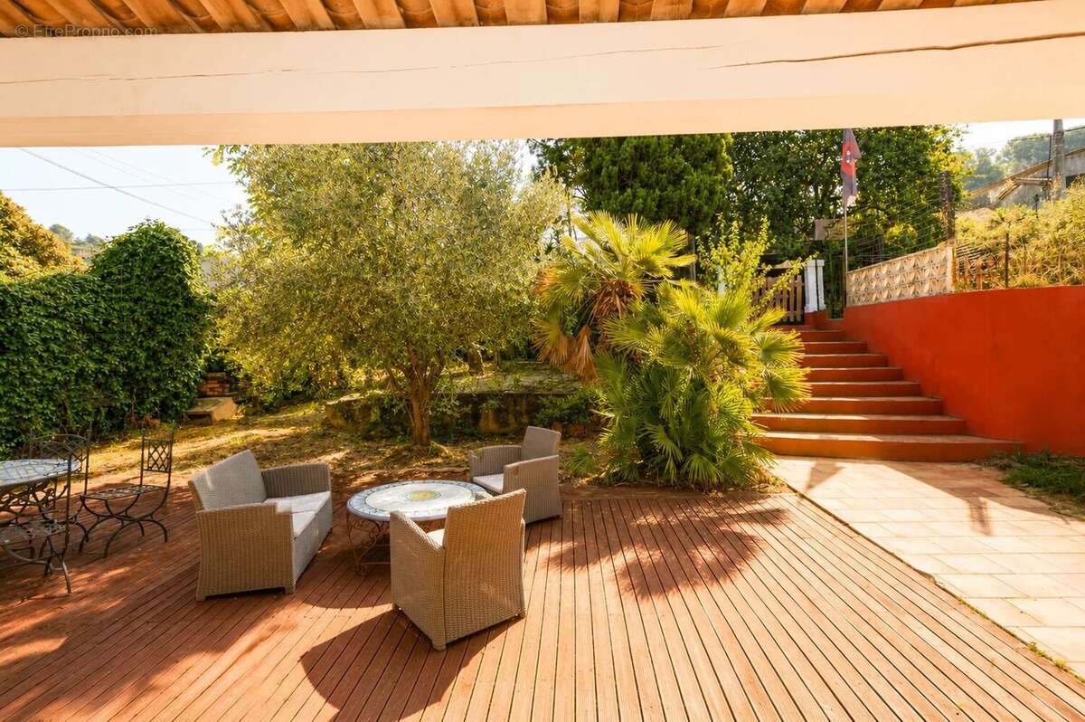 Maison 120 m² à Mougins  - photo 3