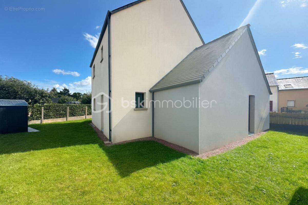 Maison à PLEUMELEUC