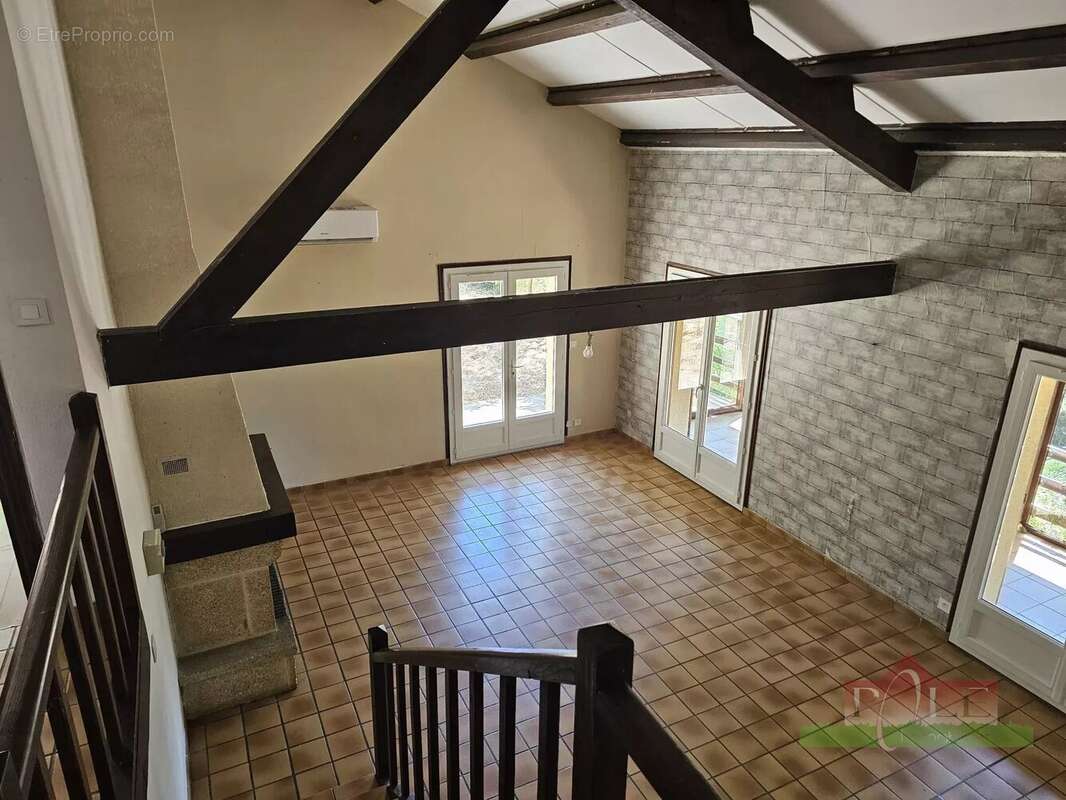 VIENNE, Villa T4 de 104 m² avec terrain de 3000 m² - photo 6