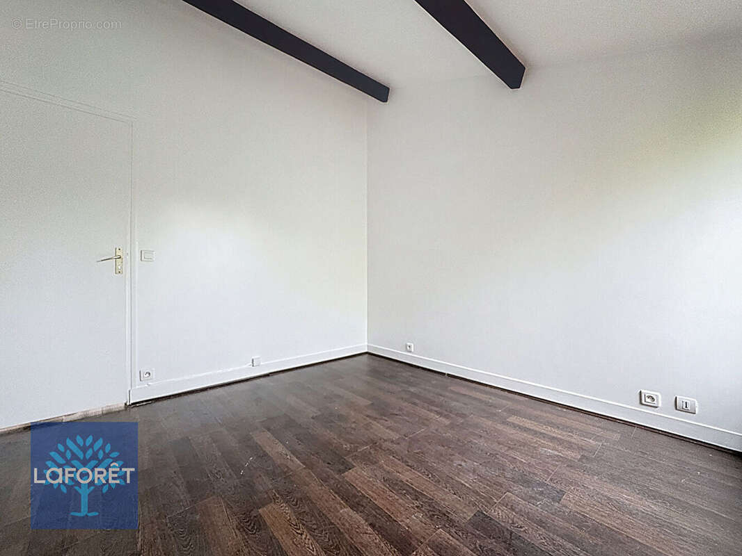 Maison à CHENNEVIERES-SUR-MARNE