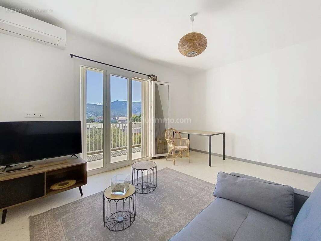 Appartement à CALVI