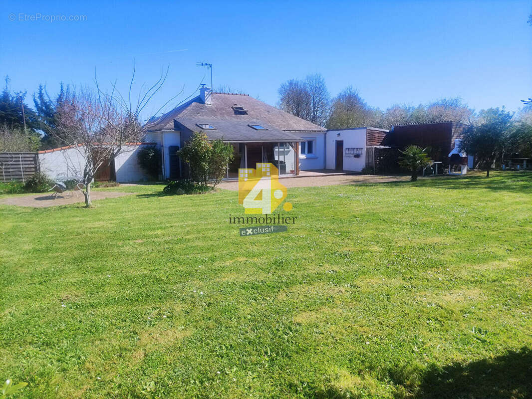 Maison à SAINTE-ANNE-SUR-BRIVET