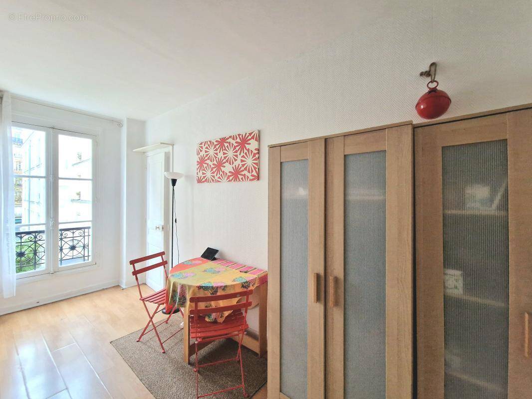 Appartement à PARIS-12E