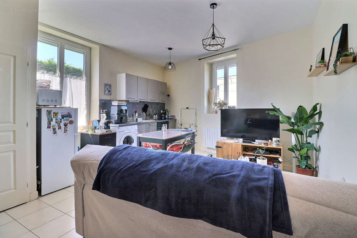 Appartement à OULLINS