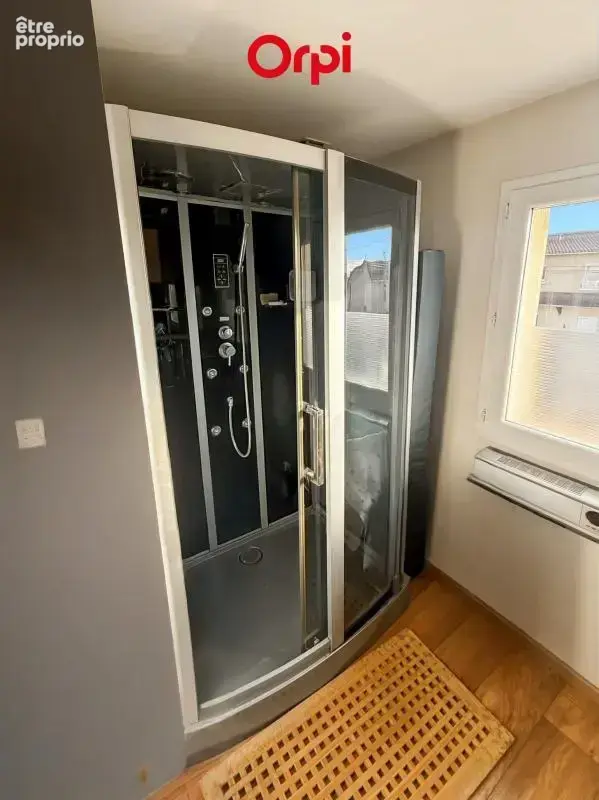 Maison lumineuse avec vie de plain-pied, suite parentale et double garage - photo 10