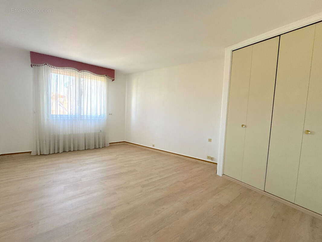 Appartement à LONS-LE-SAUNIER