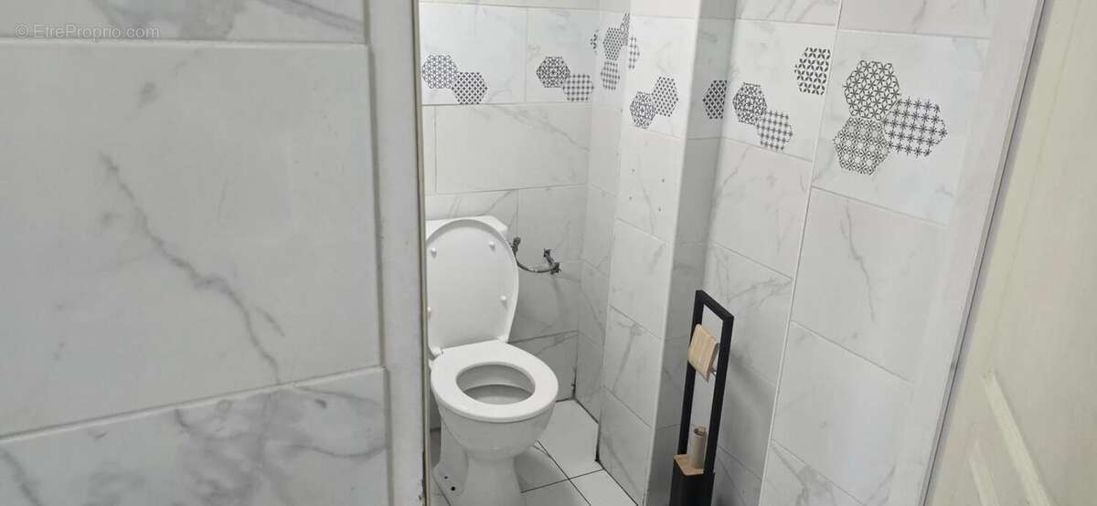 Commerce à NARBONNE