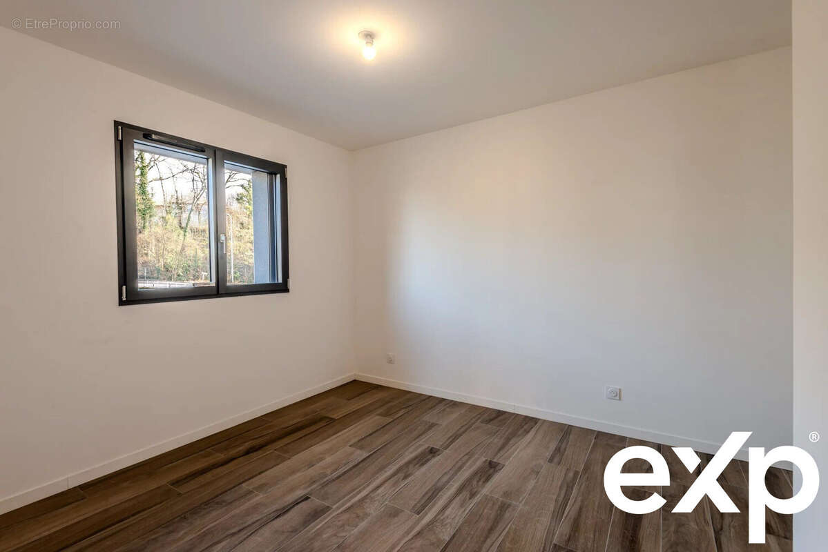 Appartement à NEUVECELLE