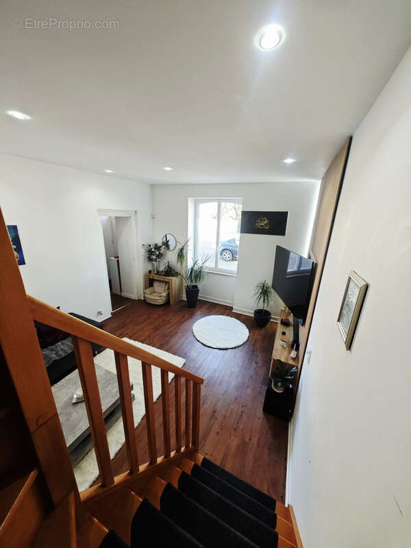 Maison de charme rénovée avec 2260 m2 de terrain sur Avensan - photo 7