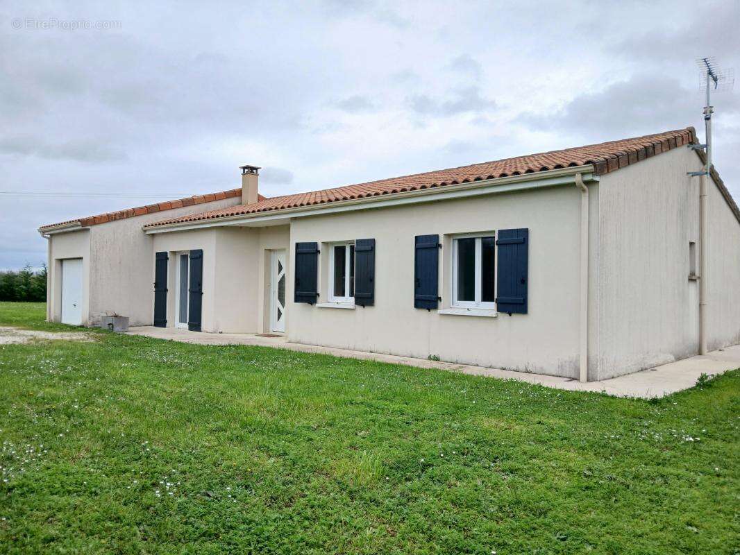 Maison de plain-pied avec terrain   À 15 min d'Angoulême et - photo 11