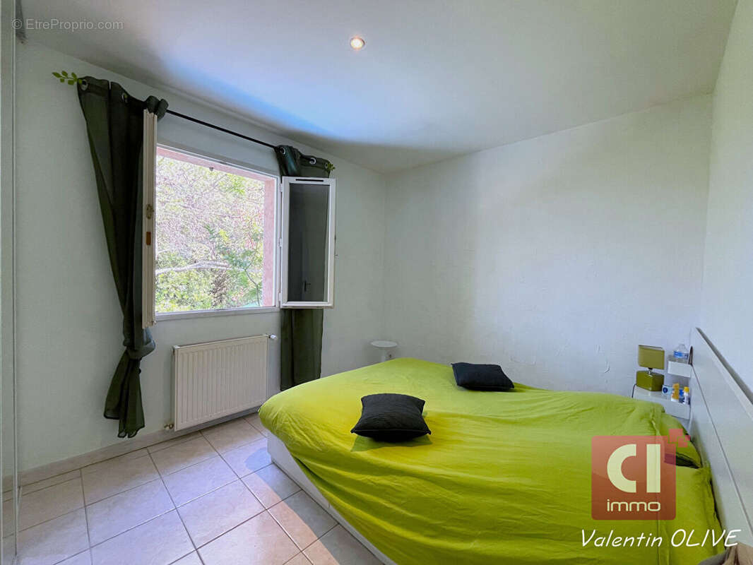 Maison à MEOUNES-LES-MONTRIEUX