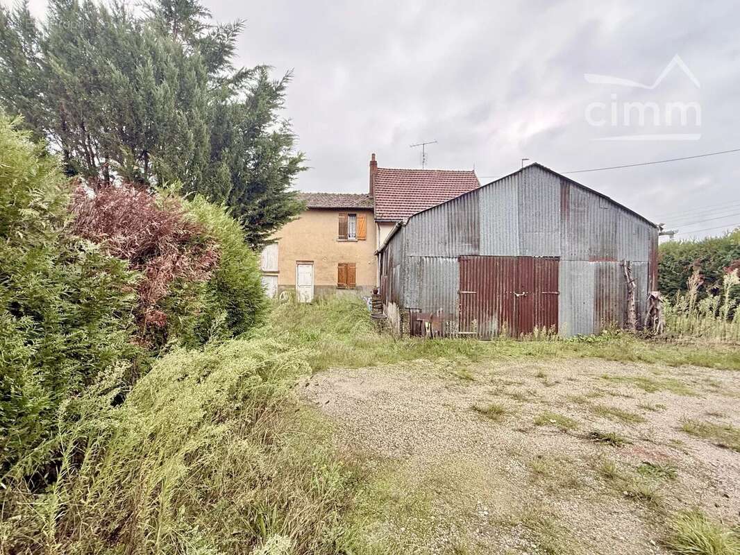 Maison à NOYERS-SUR-CHER