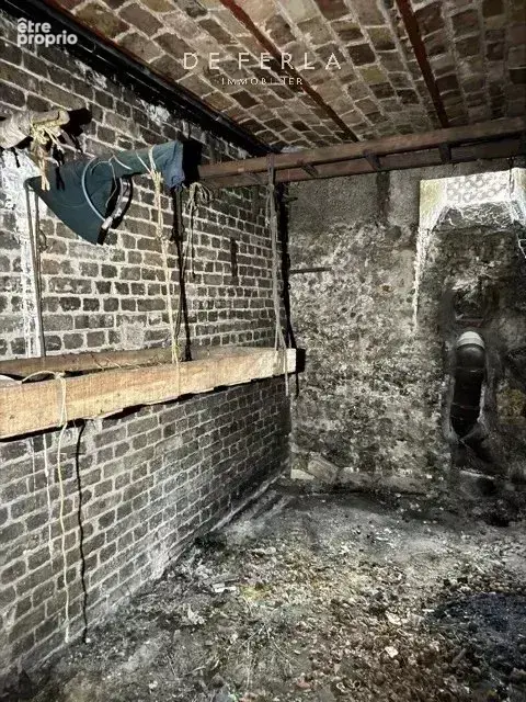 Paris XIVème - Rue Thibaud - Grande cave saine de 12m2 - photo 2